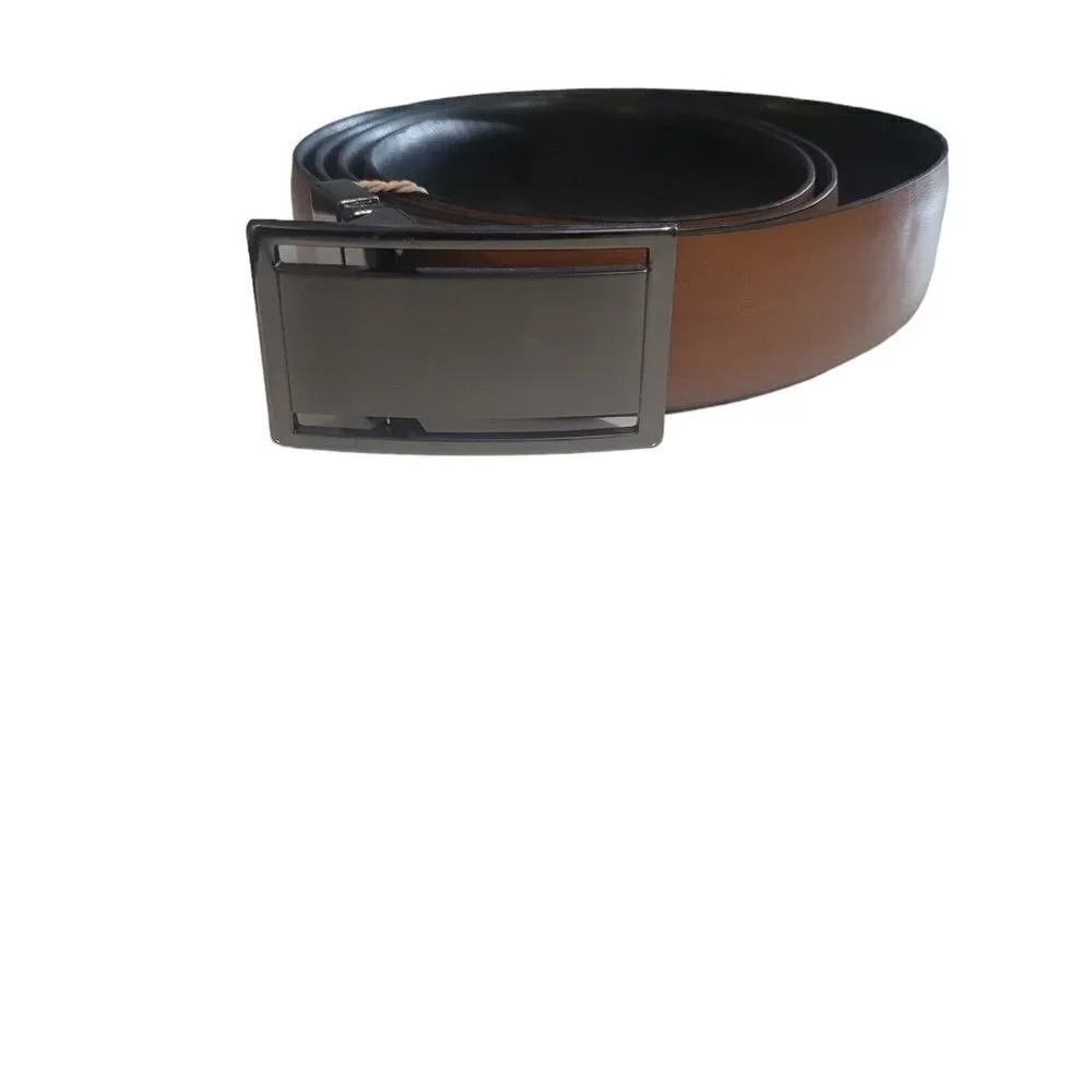 Alfani Men's Reversible Leather Belt.  Size 44. New Without Tags.